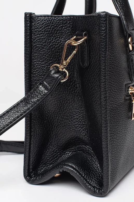 black Handbag Inith zipper black Handbag Inith zipper