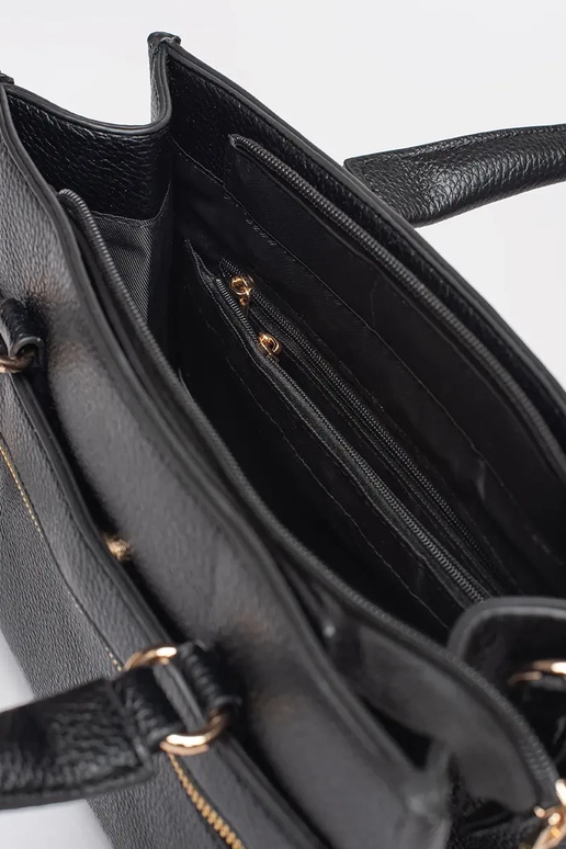 black Handbag Inith zipper black Handbag Inith zipper