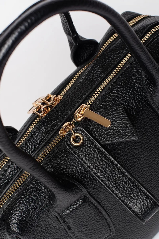 black INomens handbag