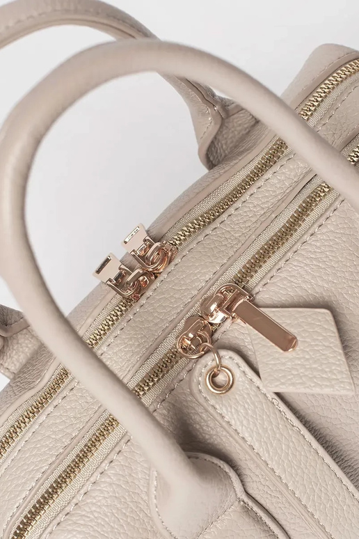 ivory INomens handbag