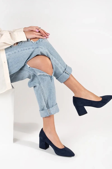 dark blue of suede High... 2