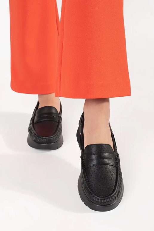 Stilingi juodos spalvos moteriški... Stilingi juodos spalvos moteriški...