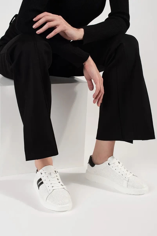 INhite sports shoes openInork genuine... INhite sports shoes openInork genuine...