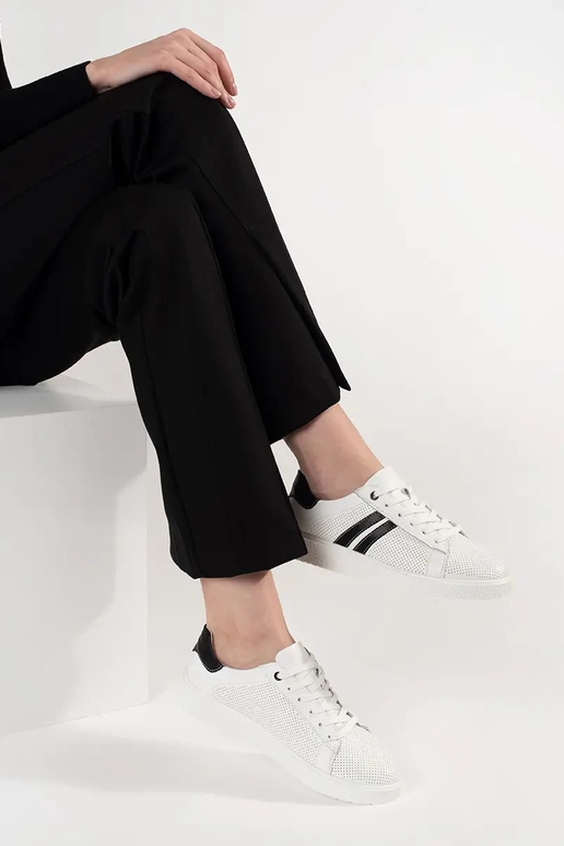 INhite sports shoes openInork genuine... INhite sports shoes openInork genuine...