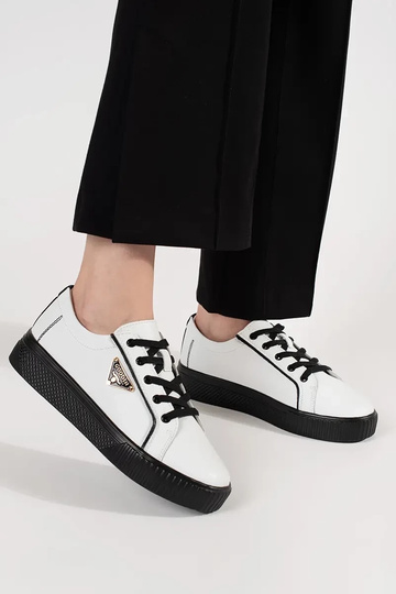 Skórzane biało-czarne... 2