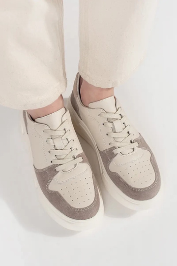 beige leather Sneakers... 2