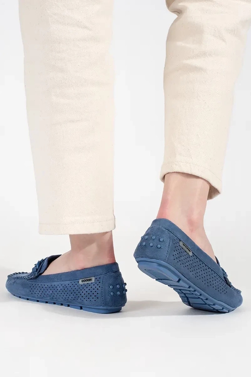 Niebieskie ażurowe damskie mokasyny... Niebieskie ażurowe damskie mokasyny...