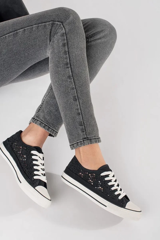 Czarne ażurowe trampki Czarne ażurowe trampki