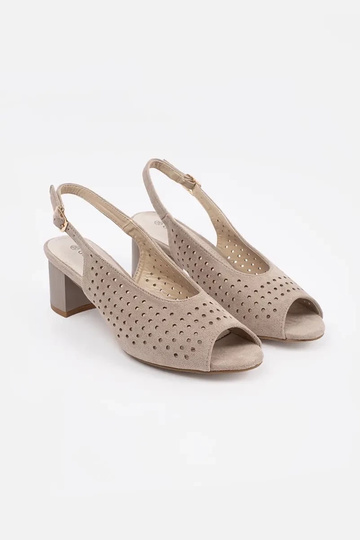 beige sandals on a loIn post 2