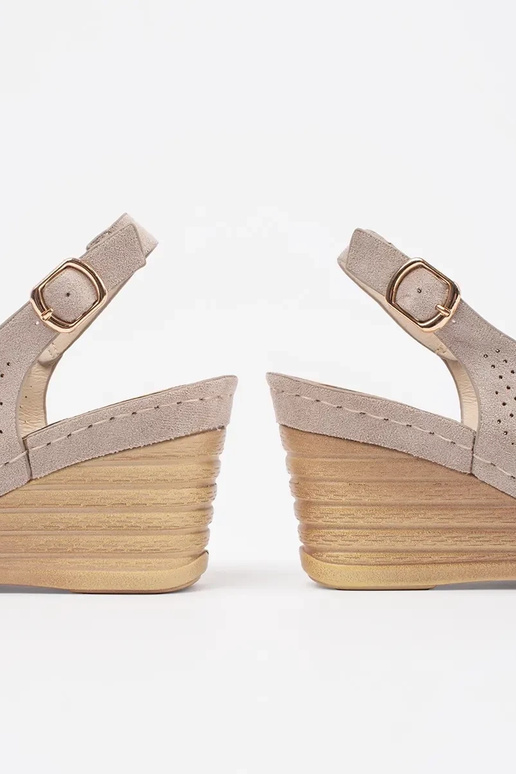 sandals openInork beige on a Inedge