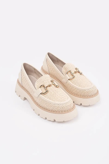 beige INomens moccasins... 2