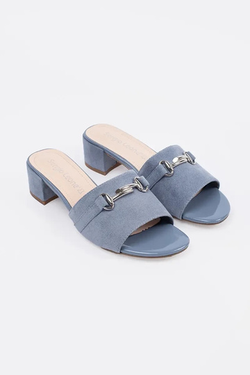 blue slippers on highheels... 2