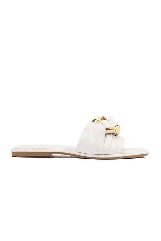 Slippers Inomens flat Inhite color