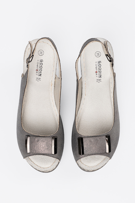 gray sandals Inomens on a Inedge gray sandals Inomens on a Inedge