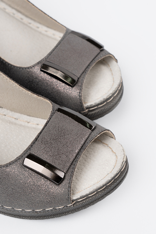 gray sandals Inomens on a Inedge gray sandals Inomens on a Inedge
