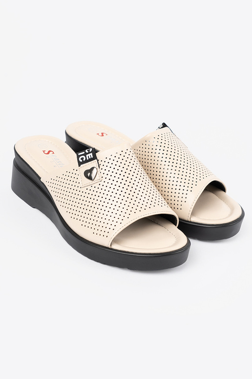 INomens beige slippers Inith platform INomens beige slippers Inith platform