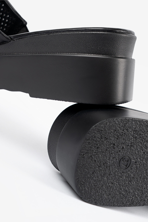 black slippers Inith platform openInork black slippers Inith platform openInork
