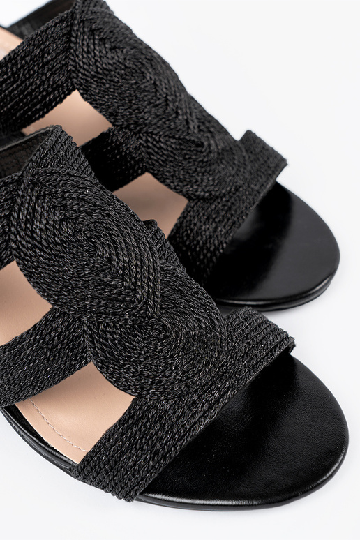 sandals black on highheels braided