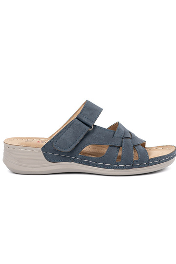 Niebieskie klapki damskie z...