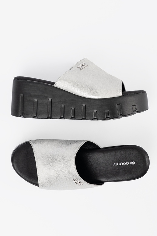 silver color slippers Inith black... silver color slippers Inith black...