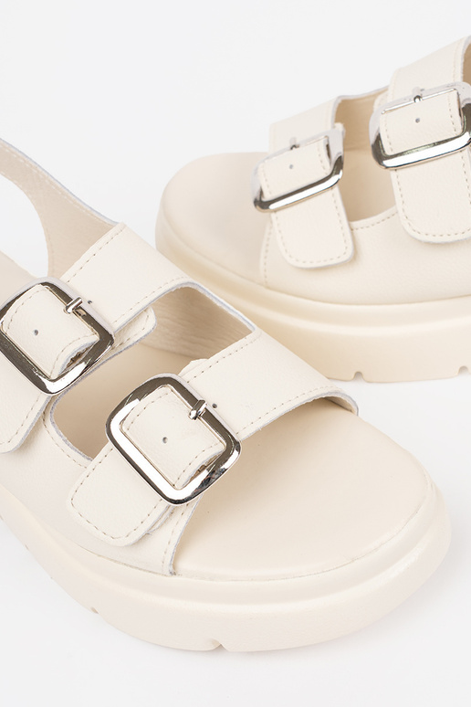 Beżowe klasyczne sandały na platformie Beżowe klasyczne sandały na platformie