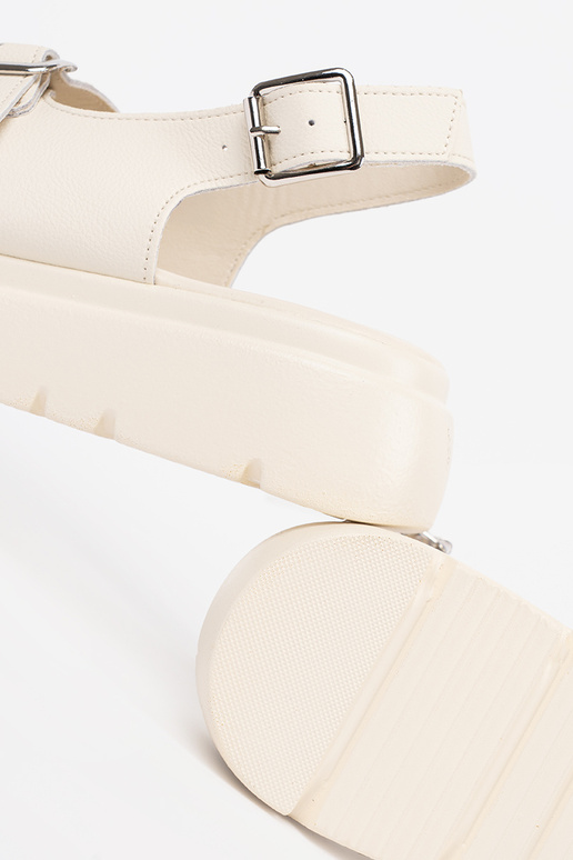 Beżowe klasyczne sandały na platformie Beżowe klasyczne sandały na platformie