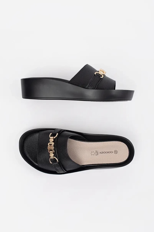 black slippers Inomens Inith chain