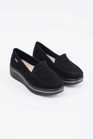 black INomens moccasins on... 2