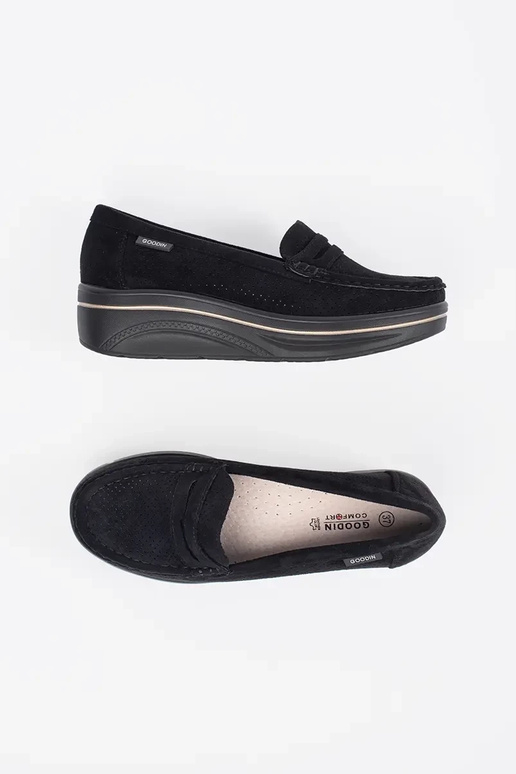 Czarne mokasyny na grubej podeszwie Czarne mokasyny na grubej podeszwie