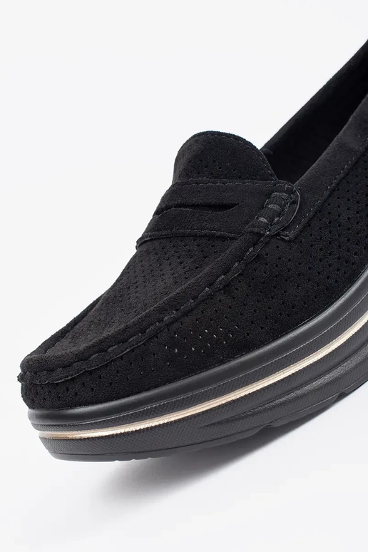 Czarne mokasyny na grubej podeszwie Czarne mokasyny na grubej podeszwie