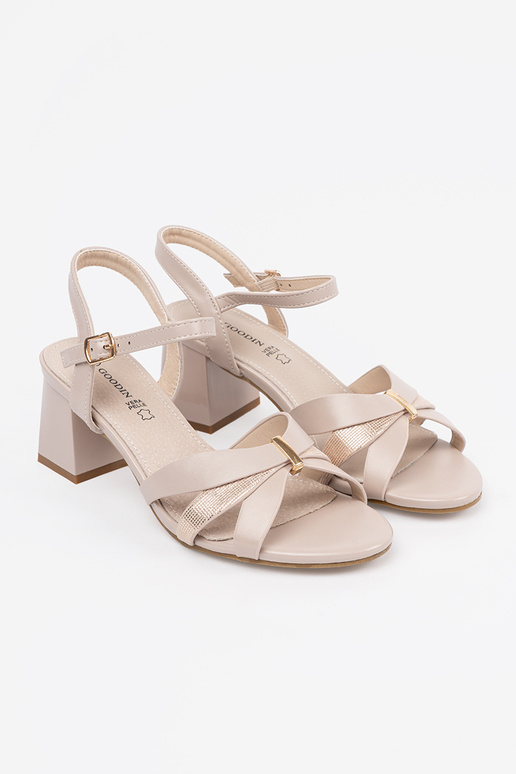 sandals on the heel beige