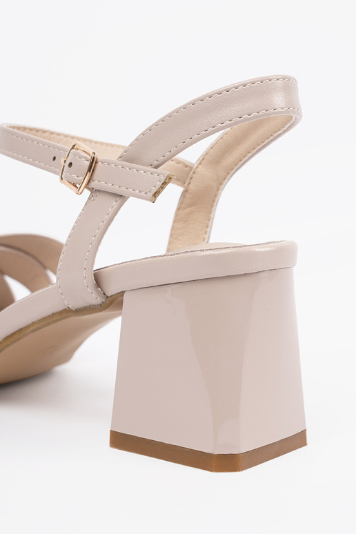 sandals on the heel beige