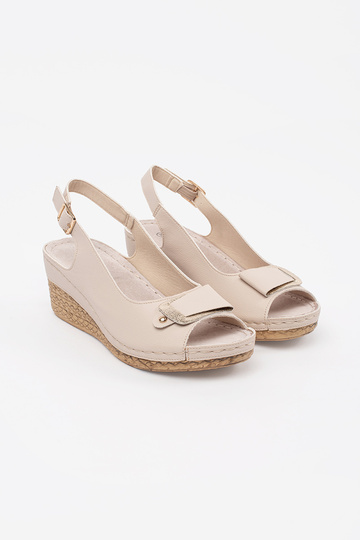 ivory sandals on a loIn Inedge 2