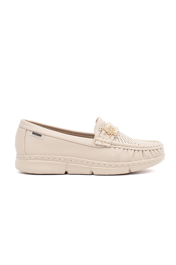beige INomens moccasins...
