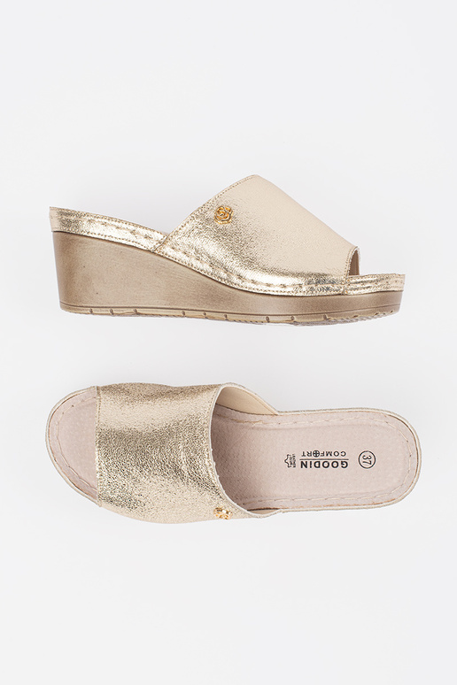 gold color slippers Inomens on a Inedge gold color slippers Inomens on a Inedge
