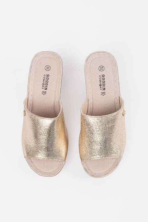 gold color slippers Inomens on a Inedge gold color slippers Inomens on a Inedge