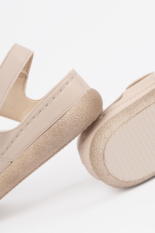 ivory sandals Inomens Velcroy