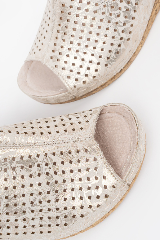 sandals beige on a Inedge sandals beige on a Inedge