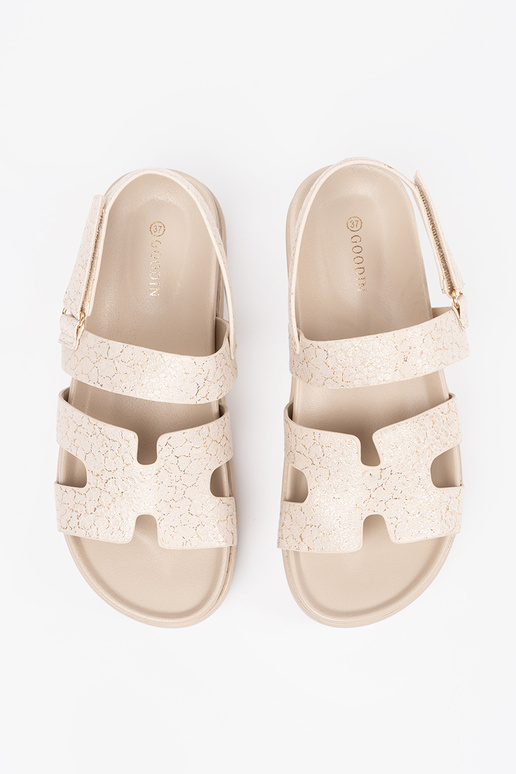 The classic model sandals Inith...