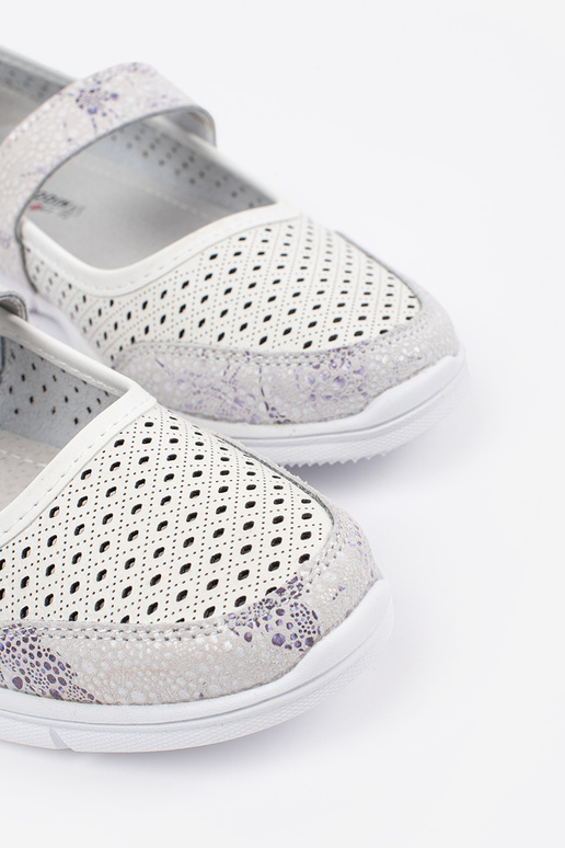 INhite color ballerinas sports leather