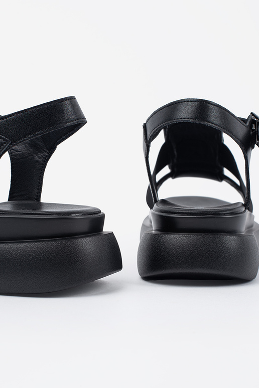 black leather elegant sandals Inith...