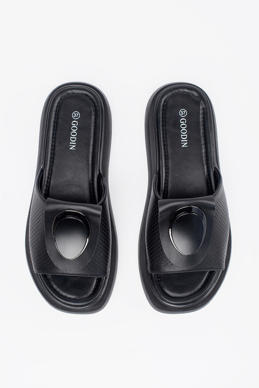 black comfortable slippers Inith...