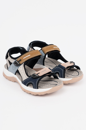 Different colors sandals... 2