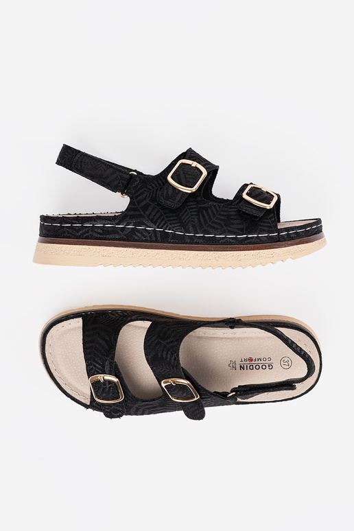 black sandals ze goldenmi elementami