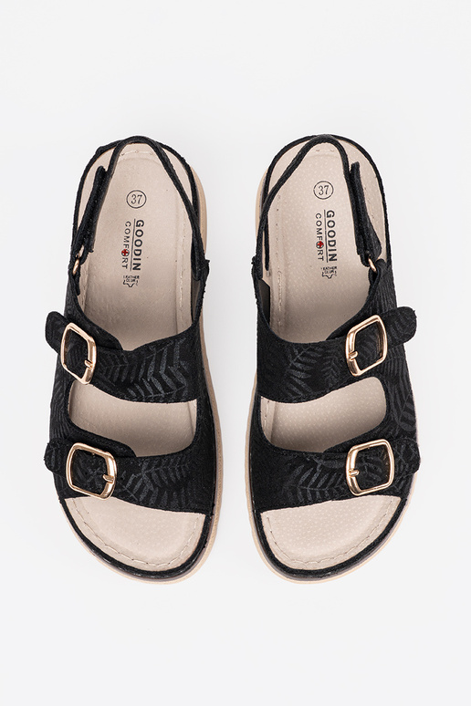 black sandals ze goldenmi elementami