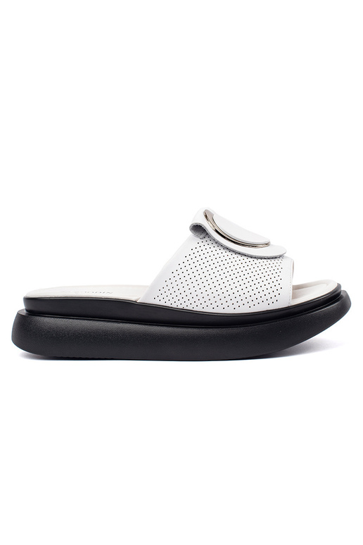 INhite-black comfortable slippers...