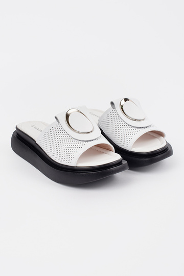 INhite-black comfortable... 2