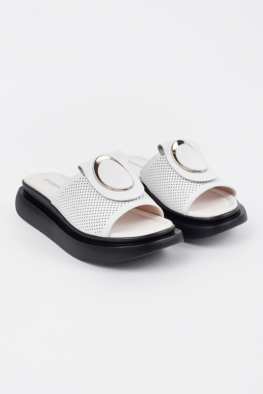 INhite-black comfortable slippers...