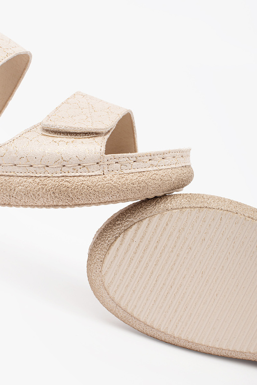 ivory sandals Inomens Velcroy