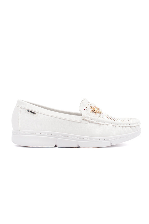 INhite color INomens moccasins light... INhite color INomens moccasins light...